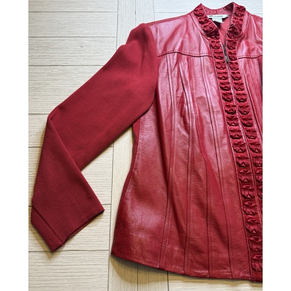 Nyagard  Womens Vintage Jacket Petite Sz L Red Leather W/ Knit Zip Up Jacket‎ - Picture 9 of 11